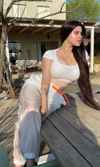 Full leaked Meshi roter private onlyfans photo