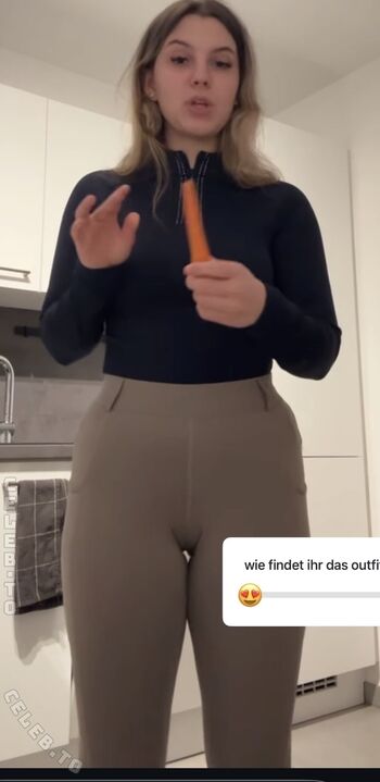 Full leaked Mia bender private onlyfans photo