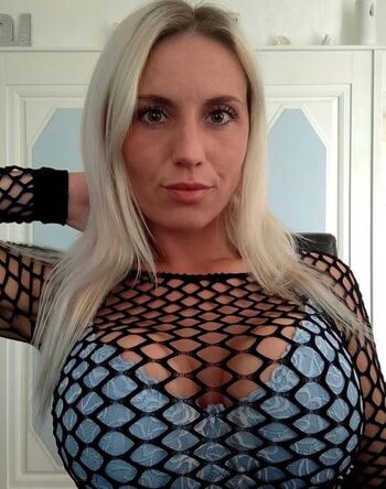 Full leaked Mia borgan private onlyfans photo