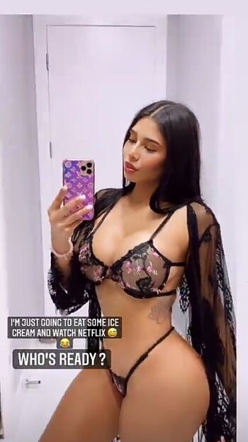 Full leaked Mia francis private onlyfans photo