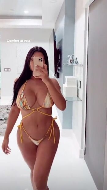 Full leaked Mia francis private onlyfans photo