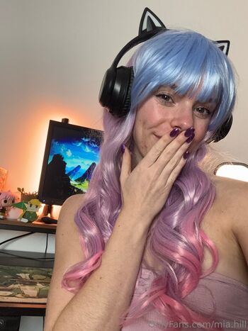 Full leaked Mia hill private onlyfans photo