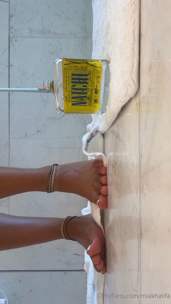 Full leaked Mia khalifa  page private onlyfans photo