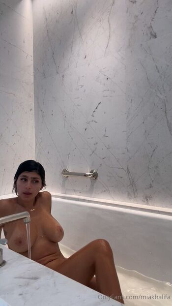 Full leaked Mia khalifa  page private onlyfans photo