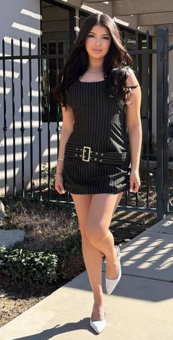 Full leaked Mia krystal private onlyfans photo