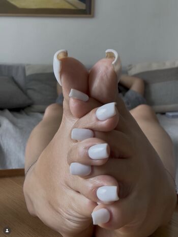 Full leaked Mia ly private onlyfans photo