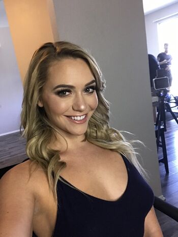 Full leaked Mia malkova  page private onlyfans photo