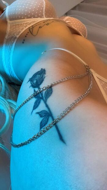 Full leaked Mia mi page private onlyfans photo