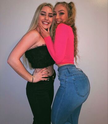 Full leaked Mia pincivero page private onlyfans photo