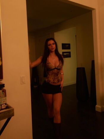 Full leaked Mia wynn page private onlyfans photo