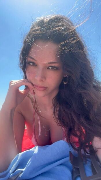 Full leaked Mia wynn private onlyfans photo