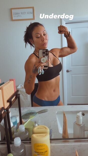 Full leaked Mia yim private onlyfans photo