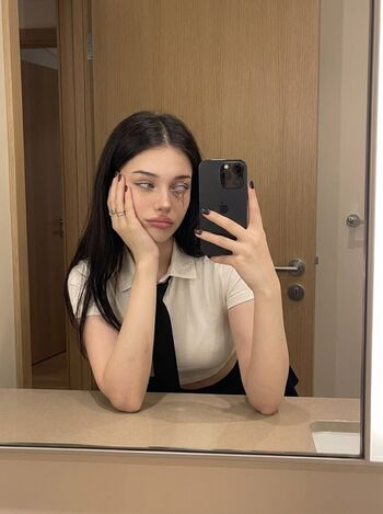 Full leaked Miascarmia page private onlyfans photo