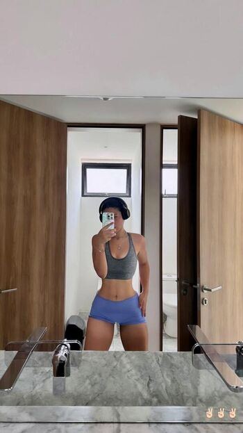 Full leaked Michcid private onlyfans photo