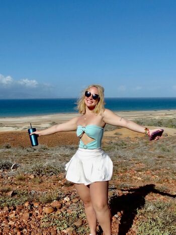 Full leaked Michellecamila private onlyfans photo