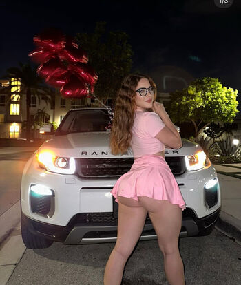 Full leaked Michellemarinarts private onlyfans photo