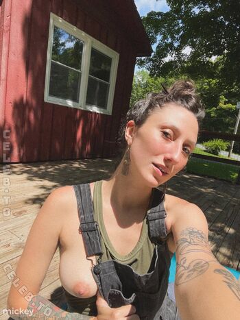 Full leaked Mickey page private onlyfans photo