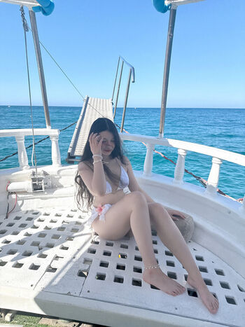 Full leaked Mika sama private onlyfans photo