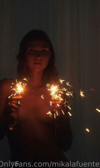 Mikaela Lafuente / Mika Lafuente