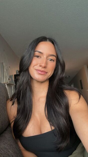 Full leaked Mikaelachavezt private onlyfans photo