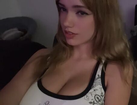 Mikahhlynn