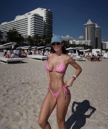 Full leaked Mikela miki private onlyfans photo