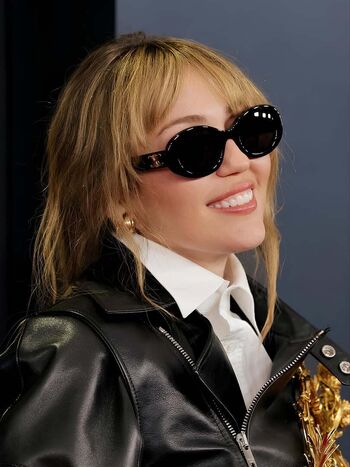 Full leaked Miley cyrus page private onlyfans photo