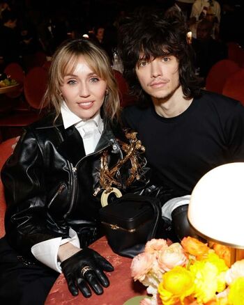 Full leaked Miley cyrus page private onlyfans photo