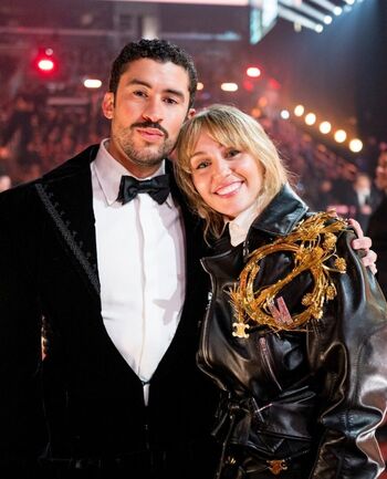 Full leaked Miley cyrus page private onlyfans photo