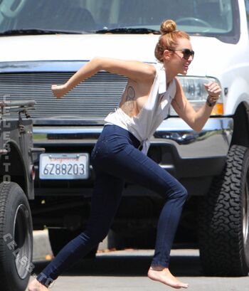 Full leaked Miley cyrus page private onlyfans photo