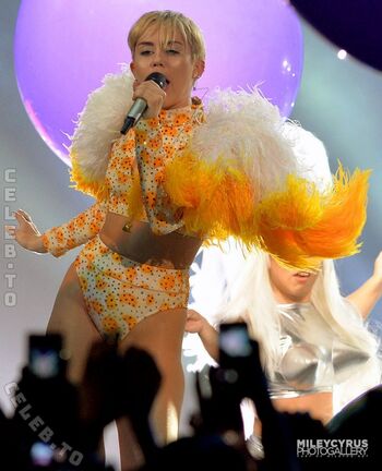 Full leaked Miley cyrus page private onlyfans photo