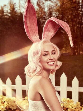 Full leaked Miley cyrus page private onlyfans photo