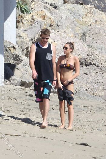 Full leaked Miley cyrus private onlyfans photo