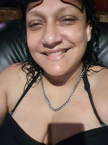 Full leaked Milf miss clare page private onlyfans photo