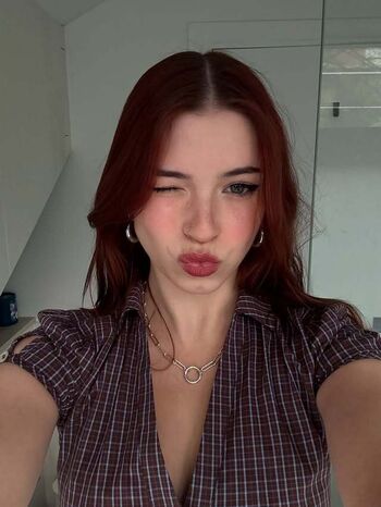 Full leaked Millkberry private onlyfans photo