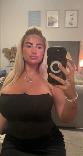 Full leaked Milly fright page private onlyfans photo