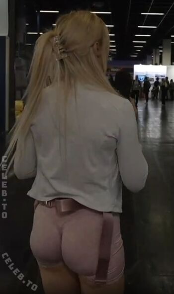 Full leaked Milschbaum private onlyfans photo