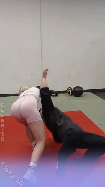 Full leaked Milschbaum private onlyfans photo