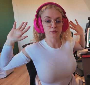 Full leaked Mimi lintrup private onlyfans photo