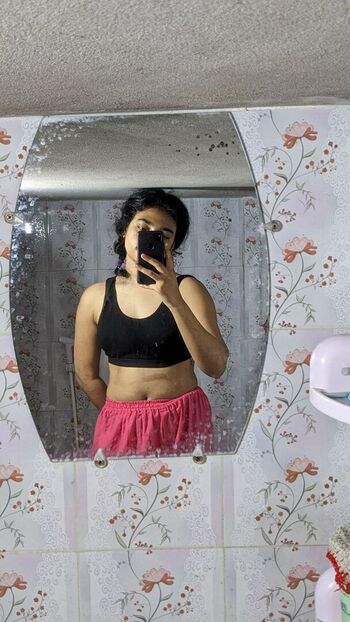 Full leaked Mimma mawa private onlyfans photo