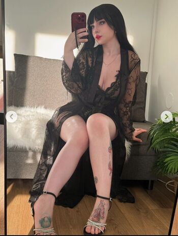 Full leaked Lovelylolacey/ private onlyfans photo