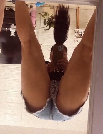 Full leaked Mimyregia private onlyfans photo