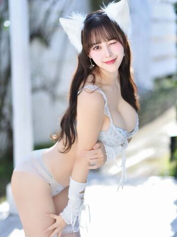 Full leaked Mina pochico page private onlyfans photo