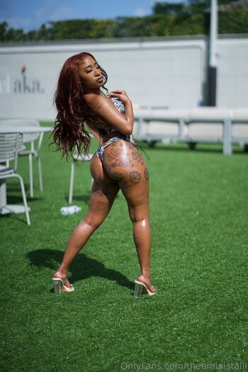 Full leaked Mini stalli page private onlyfans photo