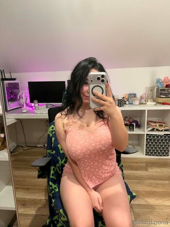 Full leaked Miniloonaa private onlyfans photo