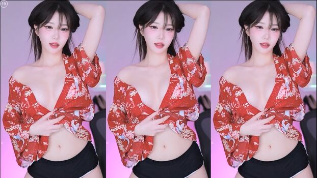 Full leaked Minjiyou alswl private onlyfans photo