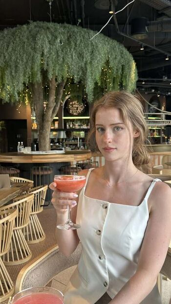 Full leaked Mira  page private onlyfans photo