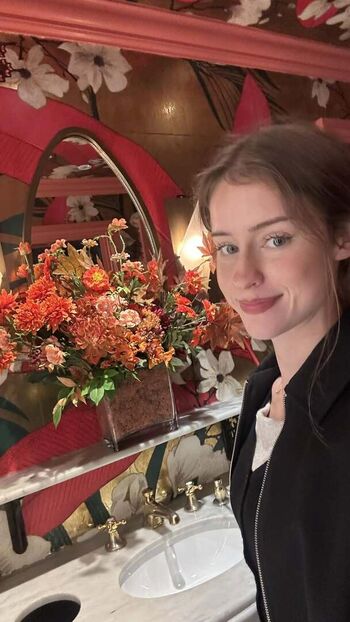 Full leaked Mira  page private onlyfans photo