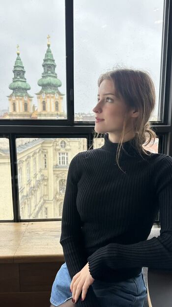 Full leaked Mira  page private onlyfans photo