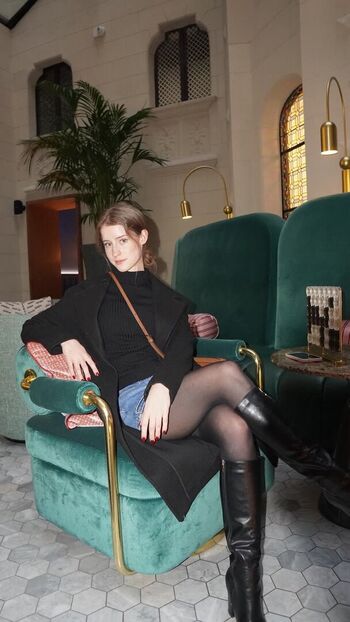 Full leaked Mira  page private onlyfans photo